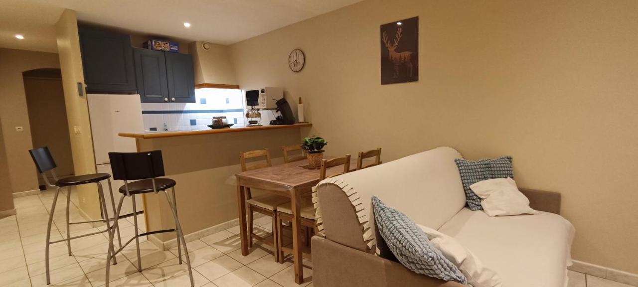 Grand Studio 3 Personnes Idealement Place Barcelonnette Exterior photo